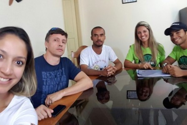 Leia mais sobre o artigo Edinho Carvalho recebe em reunião organizadores do 2º Desafio Serra da Bodoquena de Mountain Bike