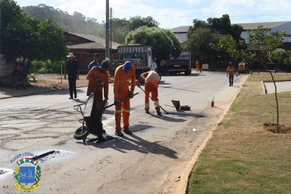 Leia mais sobre o artigo Vereador Osmar Ajala teve indicações atendidas pela Prefeitura Municipal de Bodoquena.