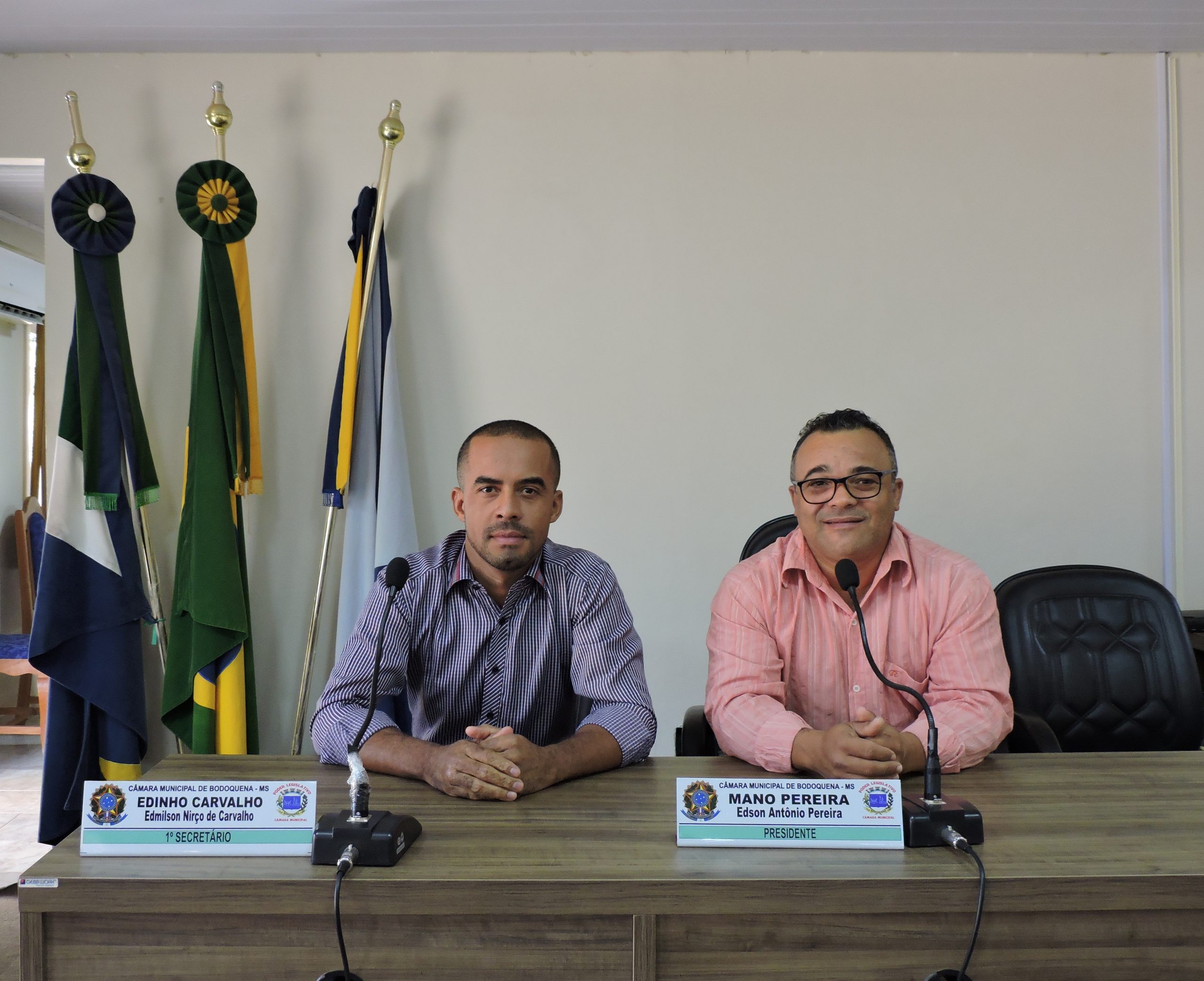 Leia mais sobre o artigo Vereadores Edinho Carvalho e Mano Pereira solicitam construção de ponte de concreto sobre o rio salobra na MS-339.